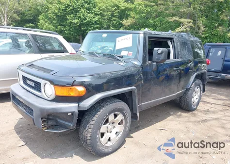 2007 Toyota Fj Cruiser from USA, damaged, VIN JTEBU11F770023402